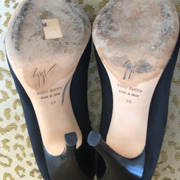 Guiseppe Zanotti black satin peep toe pumps - Picture 5 of 11